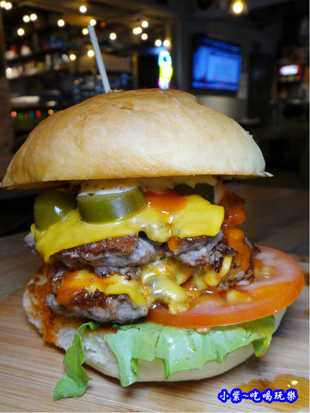 美式雙層起司辣味漢堡-沛緹歐 (4).jpg