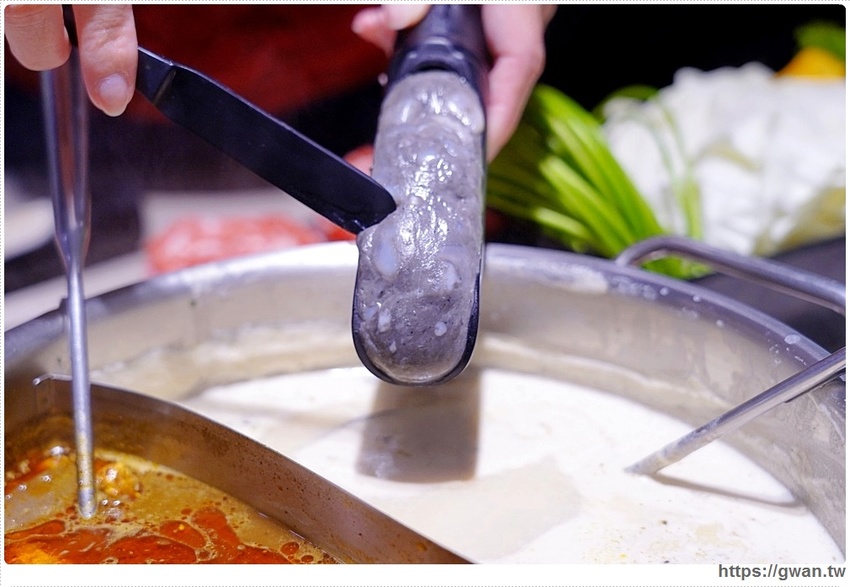 姓陳的在哪裡?愛食鍋請你吃肉肉啦!還有超萌芋泥小熊鍋,每天限量五隻喔~