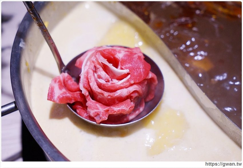 台中超萌小熊維尼鍋來囉，還有生日幾歲送幾隻蝦蝦，每天限五組！