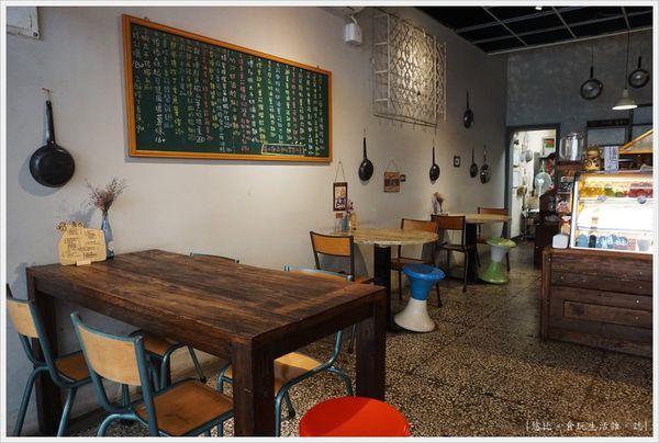 吃東西-3-店內.JPG 吃東西-3-店內.JPG