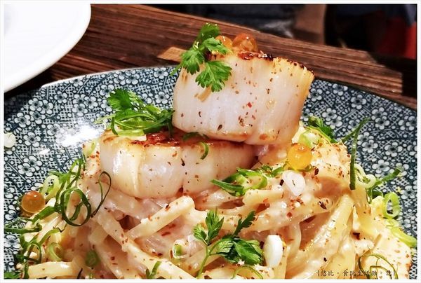 吃東西-31-博多明太子奶油干貝麵.jpg 吃東西-31-博多明太子奶油干貝麵.jpg