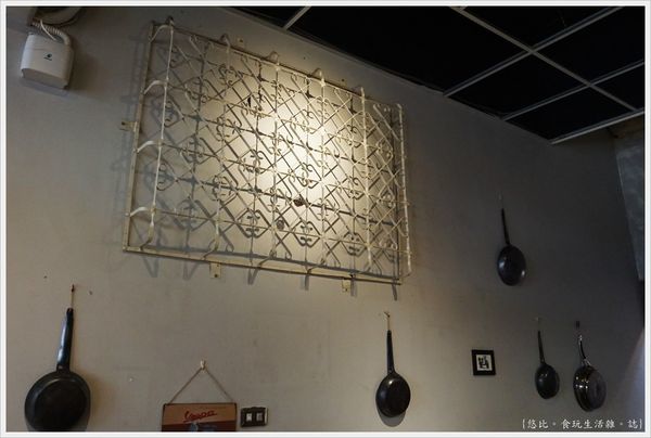 吃東西-5.JPG 吃東西-5.JPG