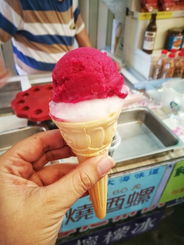 澎湖必吃-跨海大橋旁通樑古榕阿姨仙人掌冰