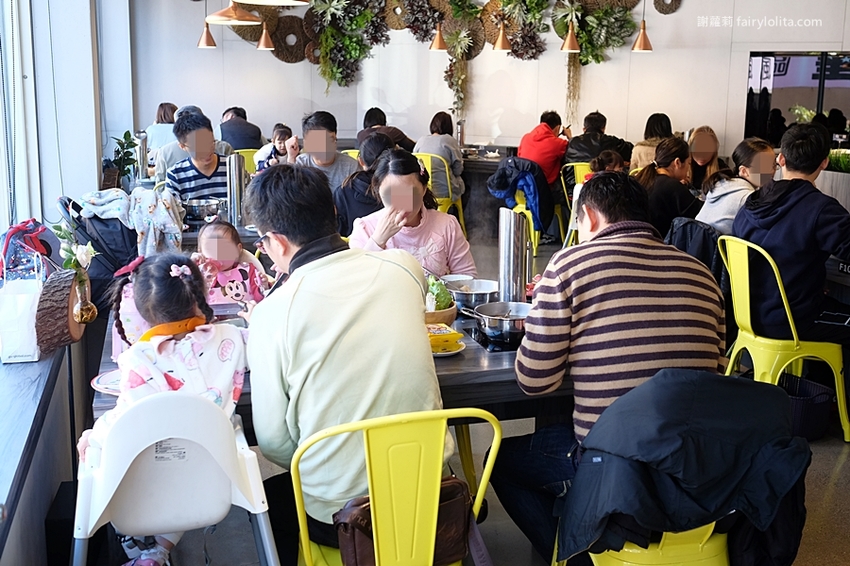 樂越PhoFun 越式河粉專門。王品最品牌強勢登場,169元爽嗑超澎湃,湯鮮味美份量CP值高到炸! @蹦啾♥謝蘿莉 La vie heureuse