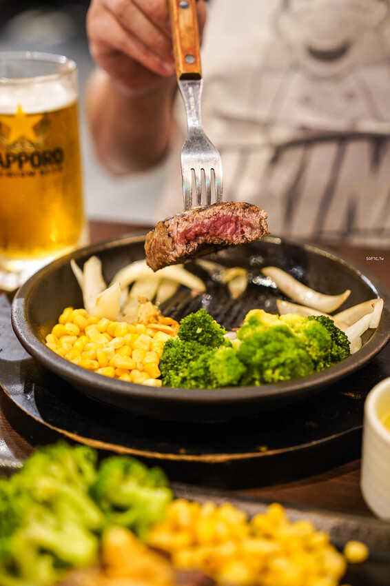 南港Citylink牛排「ikinari steak」 進駐台灣第一家!秤重牛排Citylink美食推薦 - 軟西,遊記