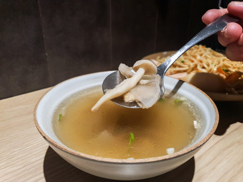 台北美食||小良絆涼麵專門店-復古帶點文青感受的清爽涼麵店||大同區、赤峰街美食