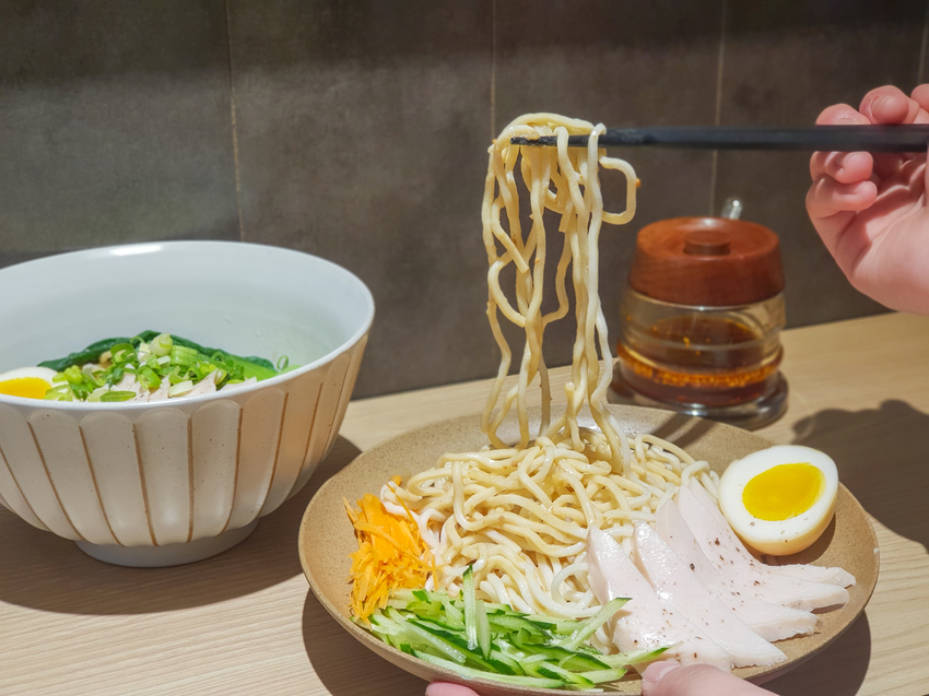 台北美食||小良絆涼麵專門店-復古帶點文青感受的清爽涼麵店||大同區、赤峰街美食
