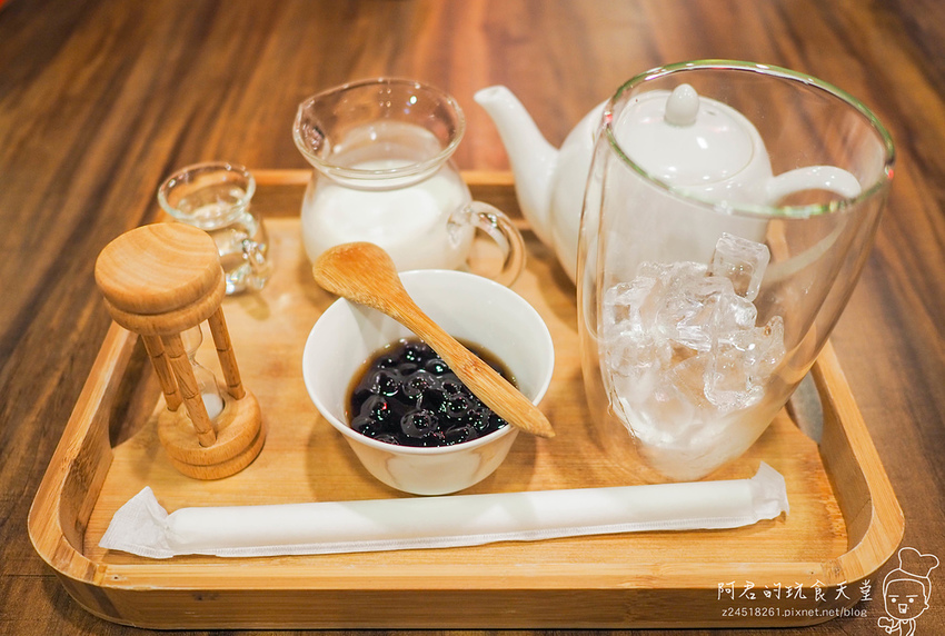 【台北】呷七碗永康店｜肉粽油飯米粉牛肉麵傳統小吃任君挑選｜捷運東門站、大安區美食