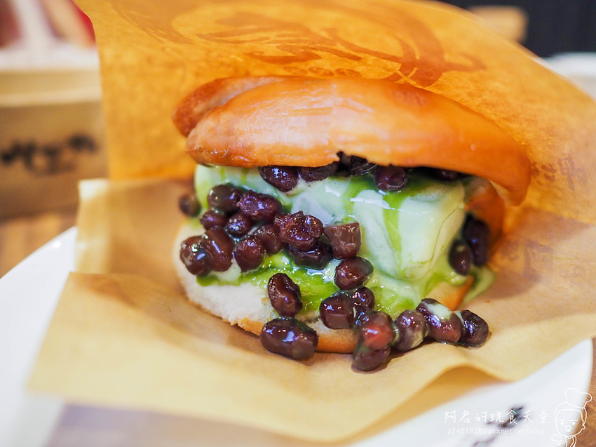 【台北】呷七碗永康店｜肉粽油飯米粉牛肉麵傳統小吃任君挑選｜捷運東門站、大安區美食