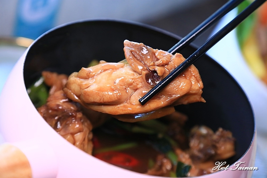 是網美都要來！店內店外都好拍的複合式餐飲店：樂咖壹店 - 熱血玩台南。跳躍新世界