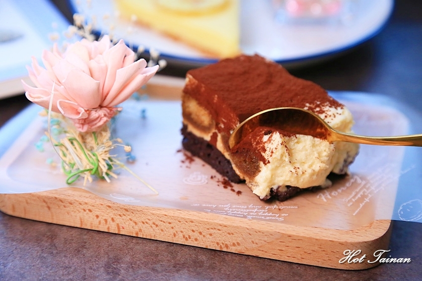 是網美都要來！店內店外都好拍的複合式餐飲店：樂咖壹店 - 熱血玩台南。跳躍新世界