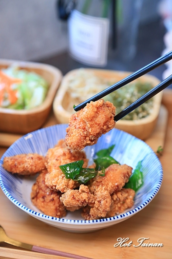 是網美都要來！店內店外都好拍的複合式餐飲店：樂咖壹店 - 熱血玩台南。跳躍新世界