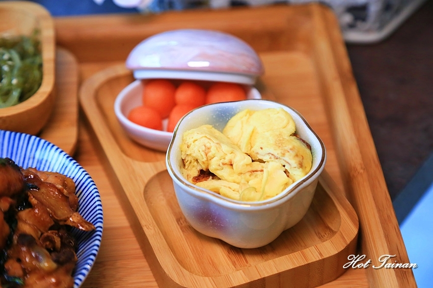 是網美都要來！店內店外都好拍的複合式餐飲店：樂咖壹店 - 熱血玩台南。跳躍新世界