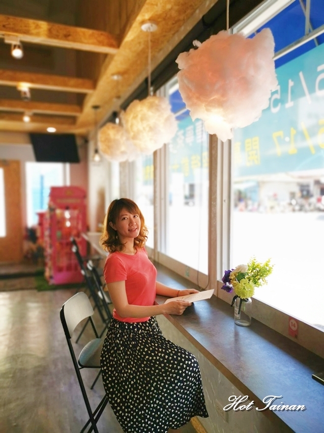 是網美都要來！店內店外都好拍的複合式餐飲店：樂咖壹店 - 熱血玩台南。跳躍新世界