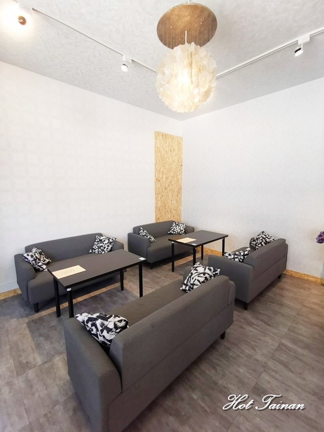 是網美都要來！店內店外都好拍的複合式餐飲店：樂咖壹店 - 熱血玩台南。跳躍新世界