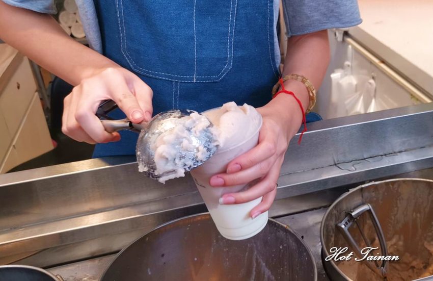 這款飲料全台南只有這間店有販售：夯佶綠豆沙冰 - 熱血玩台南。跳躍新世界