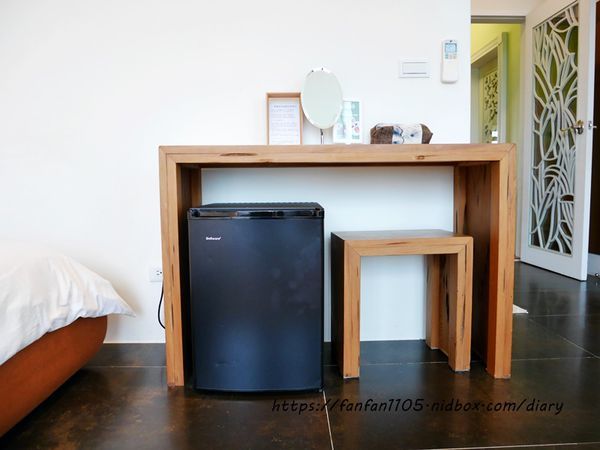 宜蘭住宿【傳藝渡假會館】 #田園間湖畔VILLA #沙坑 #划小船 #餵魚 #一泊二食 #親子住宿 的好去處 (17).JPG