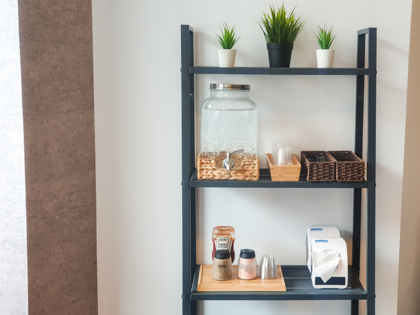 高雄美食||半子-兩百元內就能吃到牛肉義大利麵，份量大又平價的學區美食 ||三民區、平價美食、高應大美食