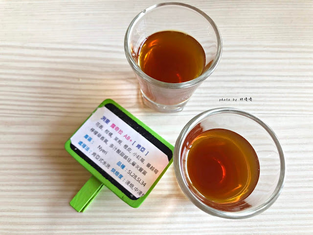 【台中 大雅】手感職人烘焙工廠/精品咖啡零售批發💚💚💚田野間的特色咖啡館,咖啡好喝,氣氛悠閒舒適,老闆更是熱愛單車,來這裡喝咖啡、聊單車,舒服到捨不得離開😊