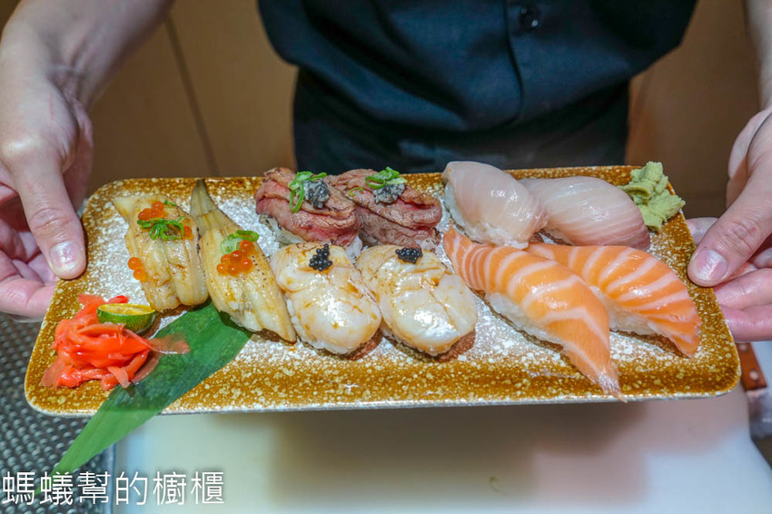 台中大里海饕丼飯專賣店 | 炙燒比目魚鮨邊嫩牛丼、極上海饕丼，滿意又平價丼飯，台中日本料理推薦。 - 螞蟻幫的櫥櫃