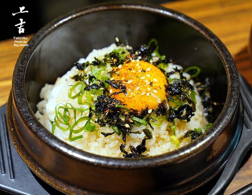 【台北美食】上吉燒肉.頂級牛肉盛合+專人代烤,大口吃和牛超滿足!