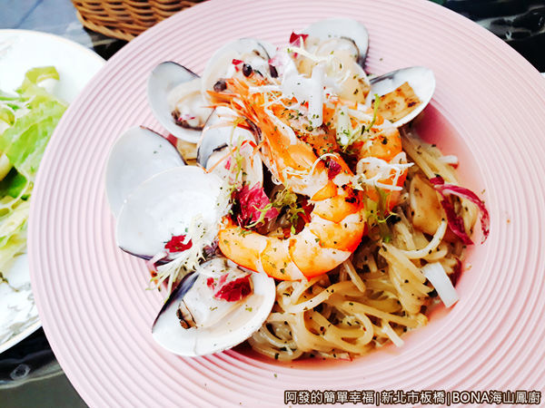 海山鳳廚26-海鮮總匯羅勒青醬細麵.jpg
