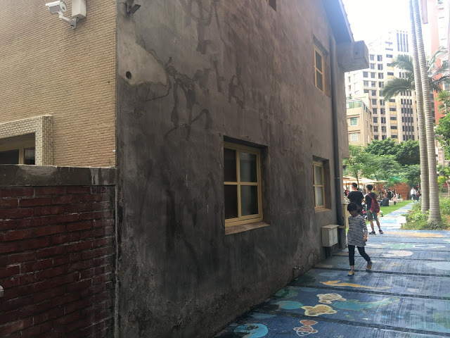 【桃園】2019 - 南崁兒童藝術村- 小書店手作市集& 南崁講堂 & Walk Walk Coffee &資深文青咖啡館