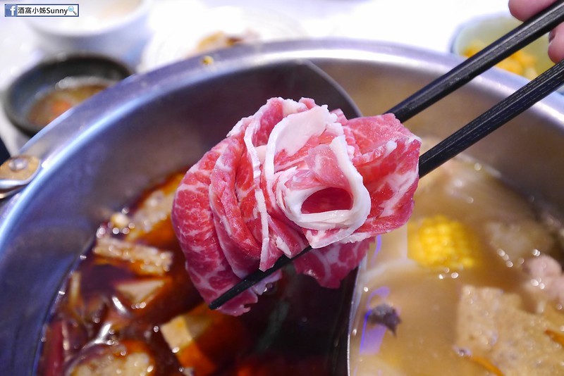 嘉義市美食x嘉義火鍋x香嶽嶽麻辣鴛鴦鍋