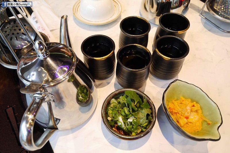 嘉義市美食x嘉義火鍋x香嶽嶽麻辣鴛鴦鍋