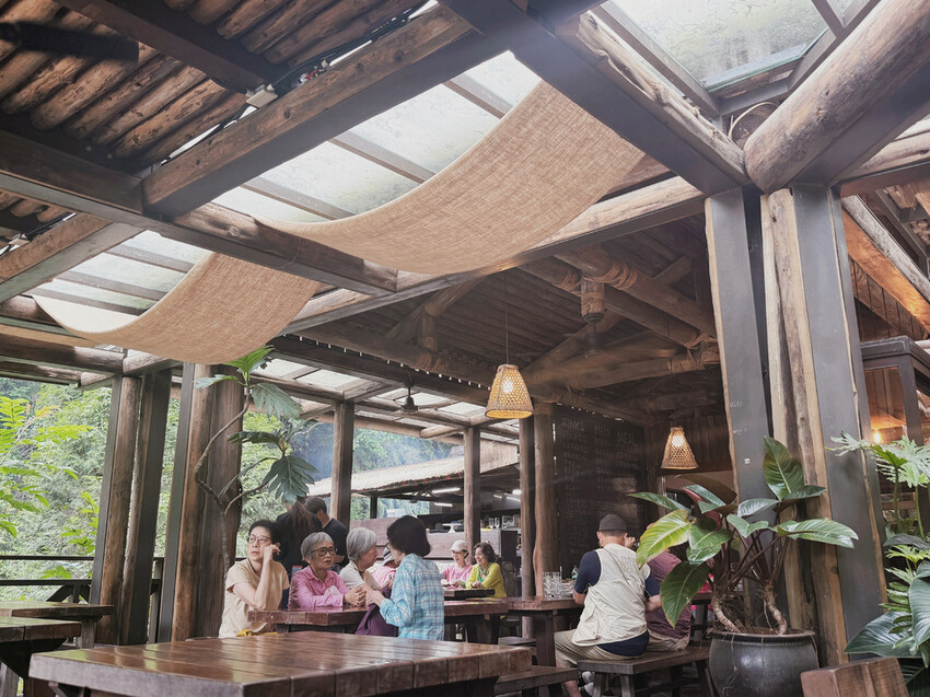 嘉義阿里山HANA廚房!山中隱藏版南非風味餐廳,手工披薩 鄒族烤肉盤。