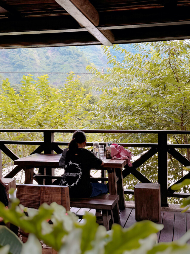 嘉義阿里山HANA廚房!山中隱藏版南非風味餐廳,手工披薩 鄒族烤肉盤。