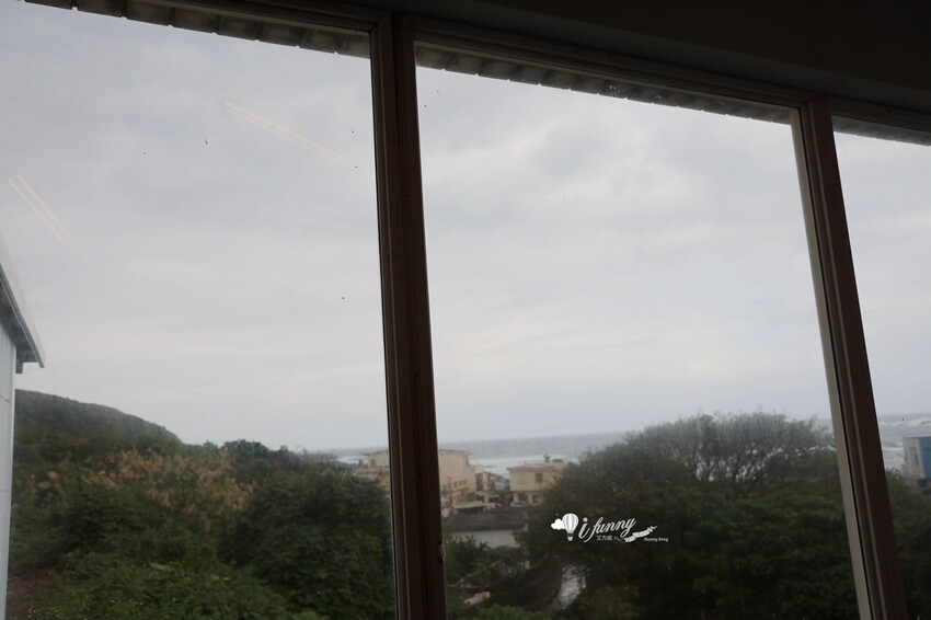 新北市貢寮區貢竂海鮮 | 卯澳海洋驛站 超人氣海鮮店擁有百位停車場