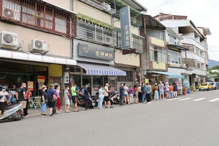 新北市貢寮區貢竂海鮮 | 卯澳海洋驛站 超人氣海鮮店擁有百位停車場