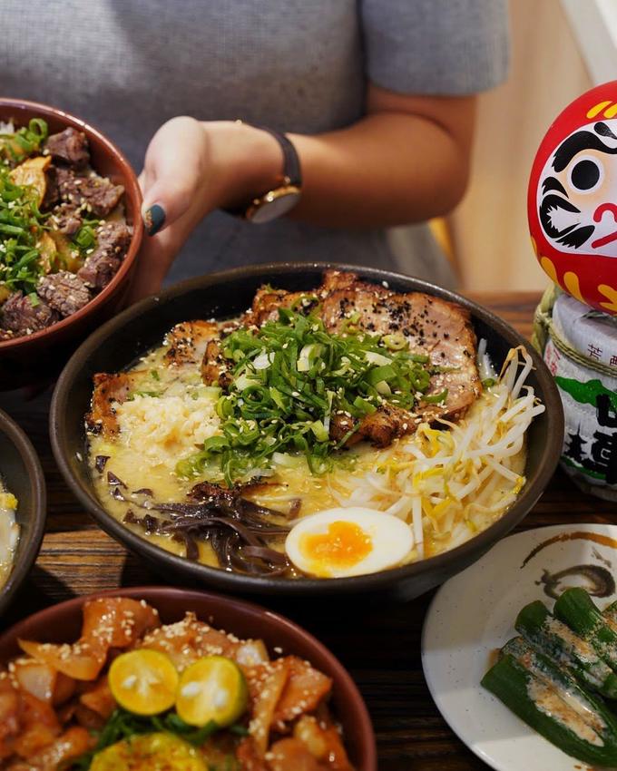 新竹城隍廟周邊美食『安田麵屋』平價美味拉麵、丼飯。大份量！