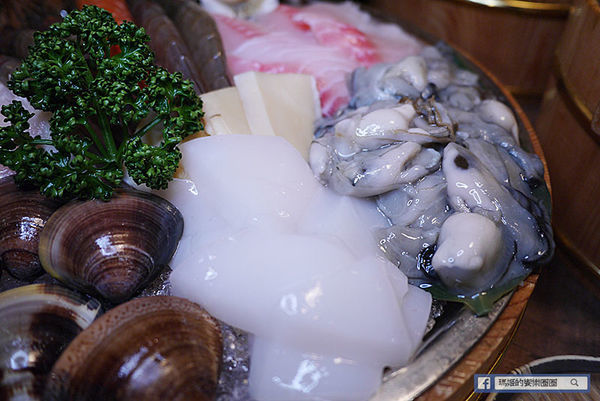 基隆火鍋推薦【暖鍋物】基隆宵夜推薦/基隆必吃牛奶鍋/燒酒雞鍋/咖哩鍋