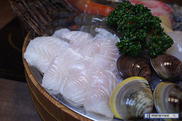 基隆火鍋推薦【暖鍋物】基隆宵夜推薦/基隆必吃牛奶鍋/燒酒雞鍋/咖哩鍋