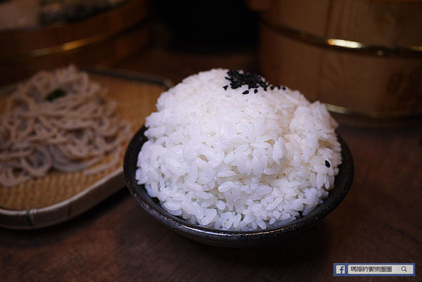 基隆火鍋推薦【暖鍋物】基隆宵夜推薦/基隆必吃牛奶鍋/燒酒雞鍋/咖哩鍋