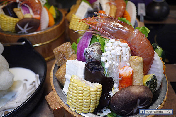 基隆火鍋推薦【暖鍋物】基隆宵夜推薦/基隆必吃牛奶鍋/燒酒雞鍋/咖哩鍋