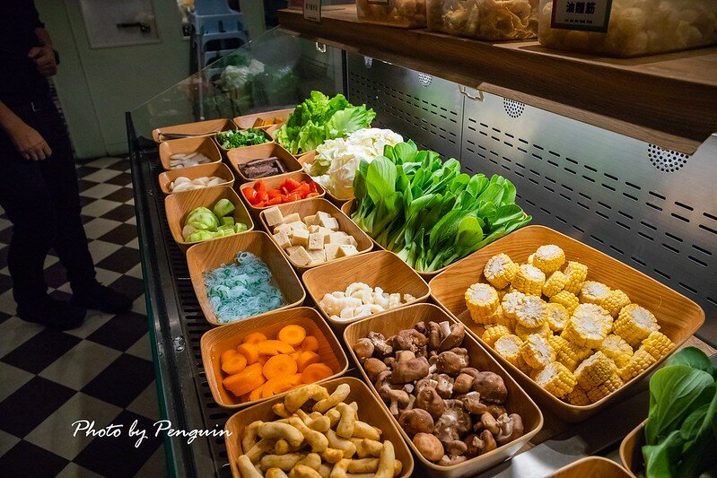 台南．安平區．火鍋第一品牌．超人氣名店．肉是唯一信仰．大口吃肉的好選擇．樂多多集團．肉多多火鍋怡平店