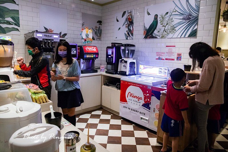 台南．安平區．火鍋第一品牌．超人氣名店．肉是唯一信仰．大口吃肉的好選擇．樂多多集團．肉多多火鍋怡平店