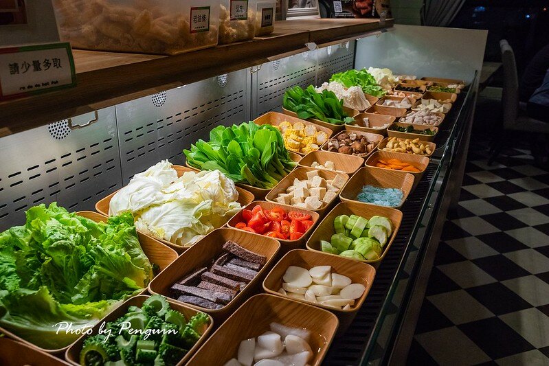 台南．安平區．火鍋第一品牌．超人氣名店．肉是唯一信仰．大口吃肉的好選擇．樂多多集團．肉多多火鍋怡平店