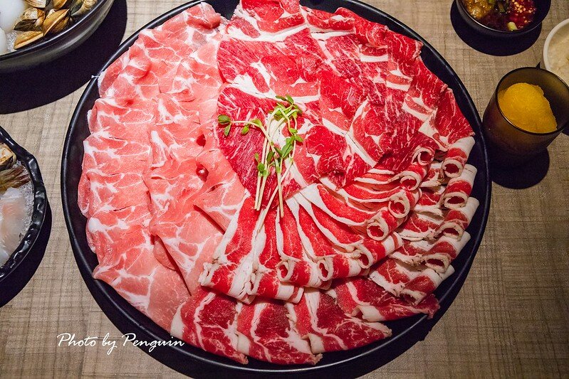 台南．安平區．火鍋第一品牌．超人氣名店．肉是唯一信仰．大口吃肉的好選擇．樂多多集團．肉多多火鍋怡平店