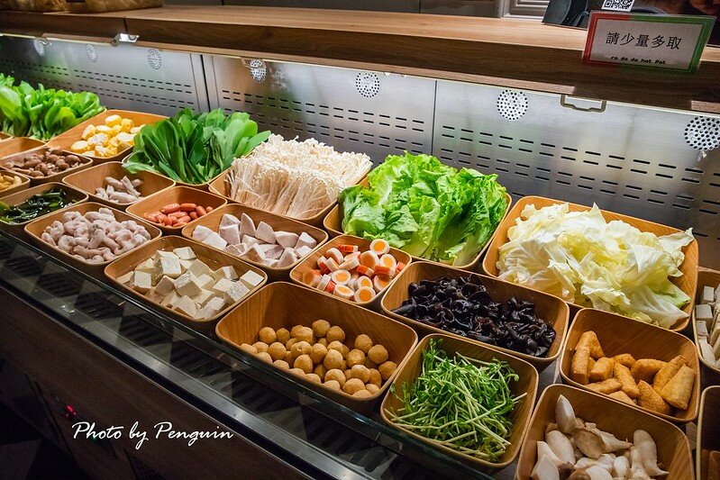 台南．安平區．火鍋第一品牌．超人氣名店．肉是唯一信仰．大口吃肉的好選擇．樂多多集團．肉多多火鍋怡平店