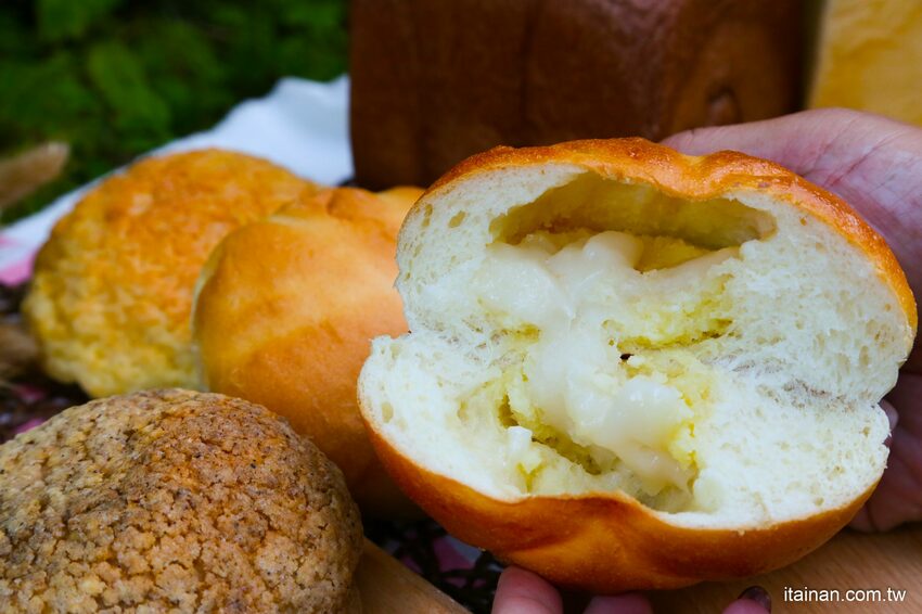 台南最美的文青麵包「方云云麵包店」每天限量秒殺的職人手作烘焙，除了雲朵吐司100%職人生吐司也讓人驚艷! - 台南好Food遊