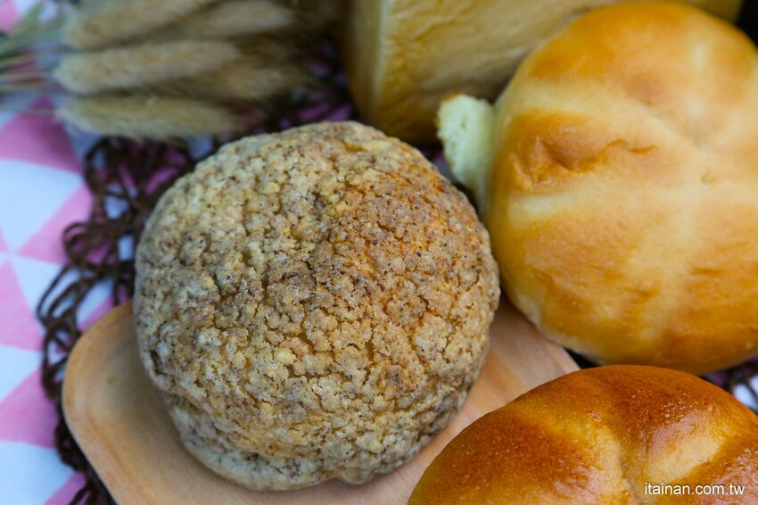 台南最美的文青麵包「方云云麵包店」每天限量秒殺的職人手作烘焙，除了雲朵吐司100%職人生吐司也讓人驚艷! - 台南好Food遊