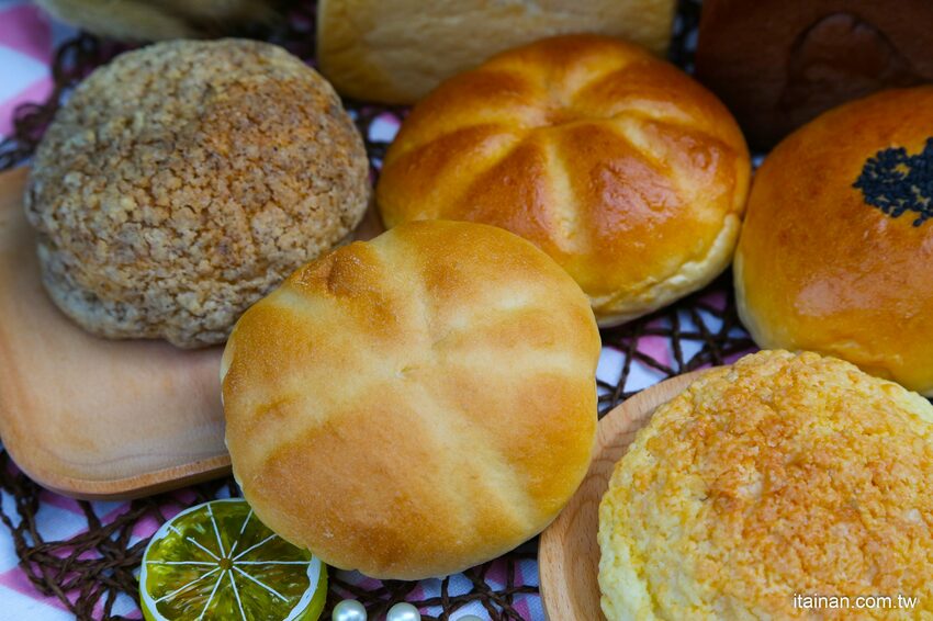 台南最美的文青麵包「方云云麵包店」每天限量秒殺的職人手作烘焙，除了雲朵吐司100%職人生吐司也讓人驚艷! - 台南好Food遊