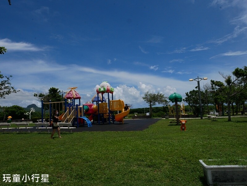 屏東室內景點｜台電南部展示館｜旋轉滑梯、互動設施、珊瑚迷宮