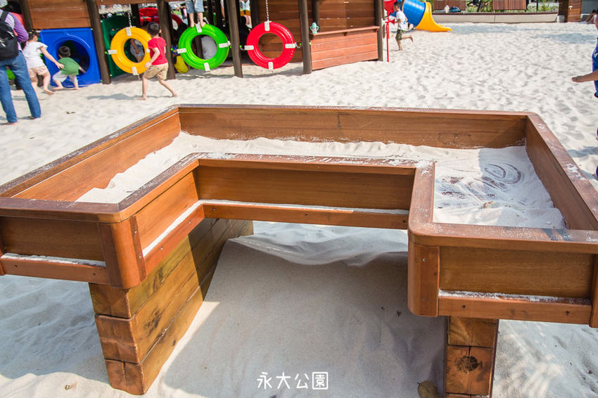 ｜特色公園｜永大公園，大型海盜船結合沙坑、盪鞦韆、溜滑梯等設施，一起來當北海小英雄 - 阿婷的旅行札記。