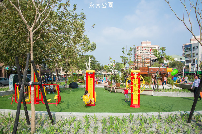 ｜特色公園｜永大公園，大型海盜船結合沙坑、盪鞦韆、溜滑梯等設施，一起來當北海小英雄 - 阿婷的旅行札記。