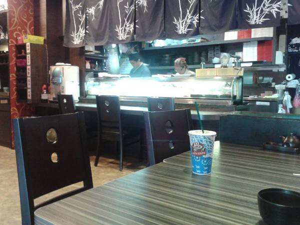 百八魚場：平價生魚片蓋飯-百八魚場石牌店